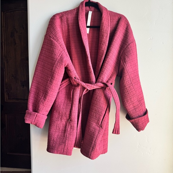 Lululemon Serene Travel Wrap Quiet Luxury Airport Outfit Fall Capsule Size 6 - Picture 4 of 9